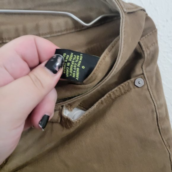 Rue21 Brown Rip Knee Low Rise Skinny Freedom Flex Jeans/Pants - Picture 2 of 4